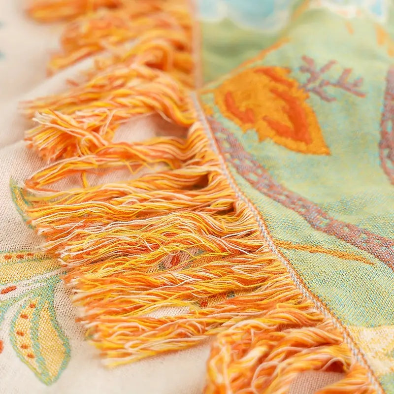 Bohemian Floral Patterned Blanket with Fringes