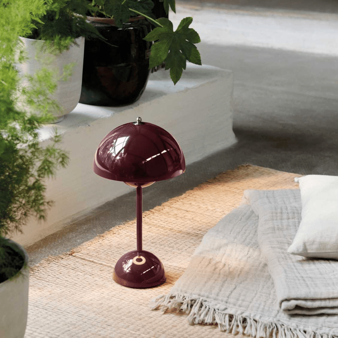 Lâmpada LED de Secretária – Simplicidade Moderna e Funcionalidade