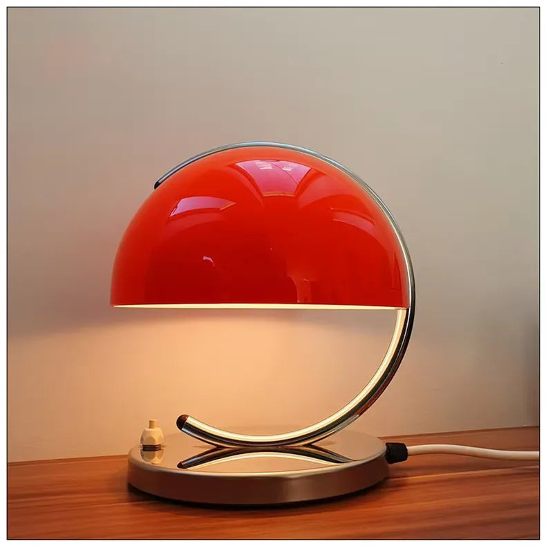 Lampă de masă stil scandinav din sticlă – eleganță și modernitate