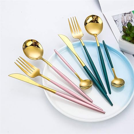 Bestikksett 24 deler – Elegant finish for et raffinert bord