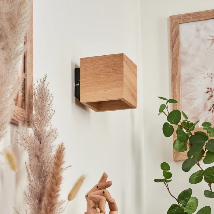 Lámpara de Pared Cuadrada – Estilo Chic y Auténtico