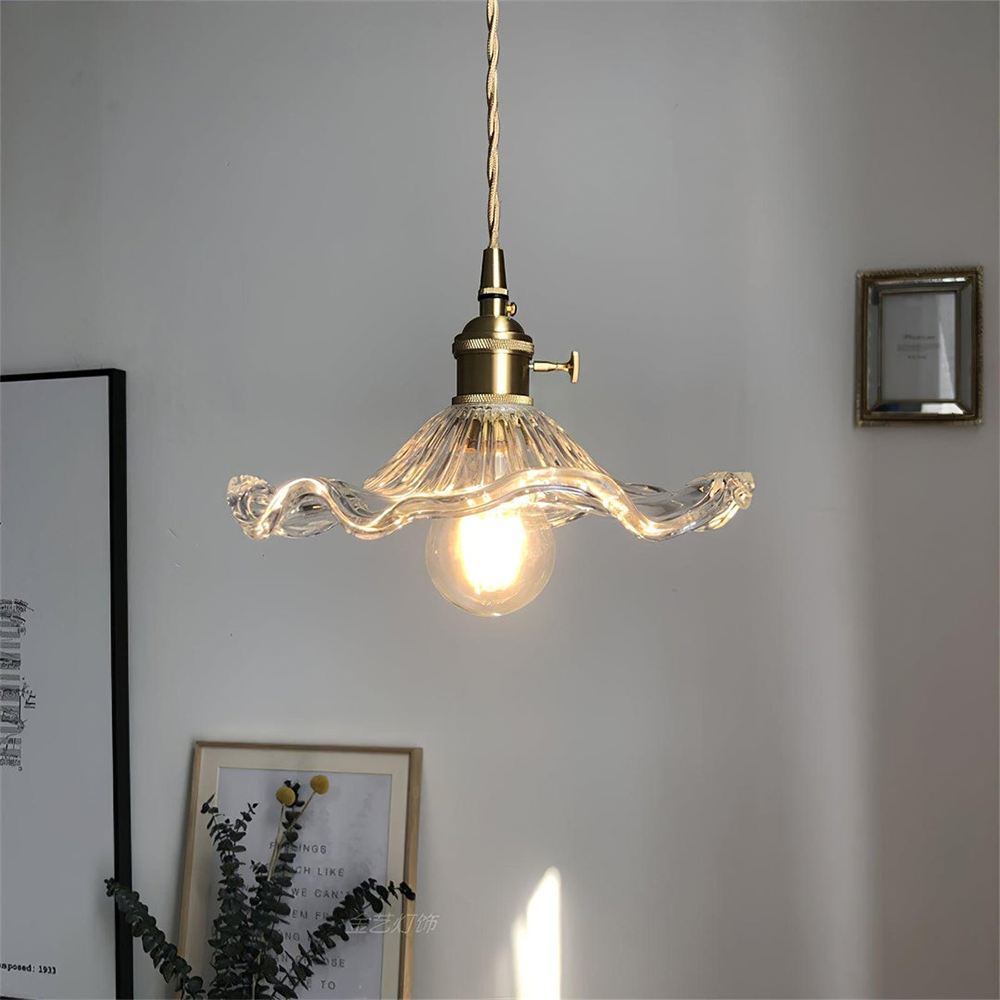 Lámpara Flor Suspendida – Encanto Natural y Espíritu Tierno