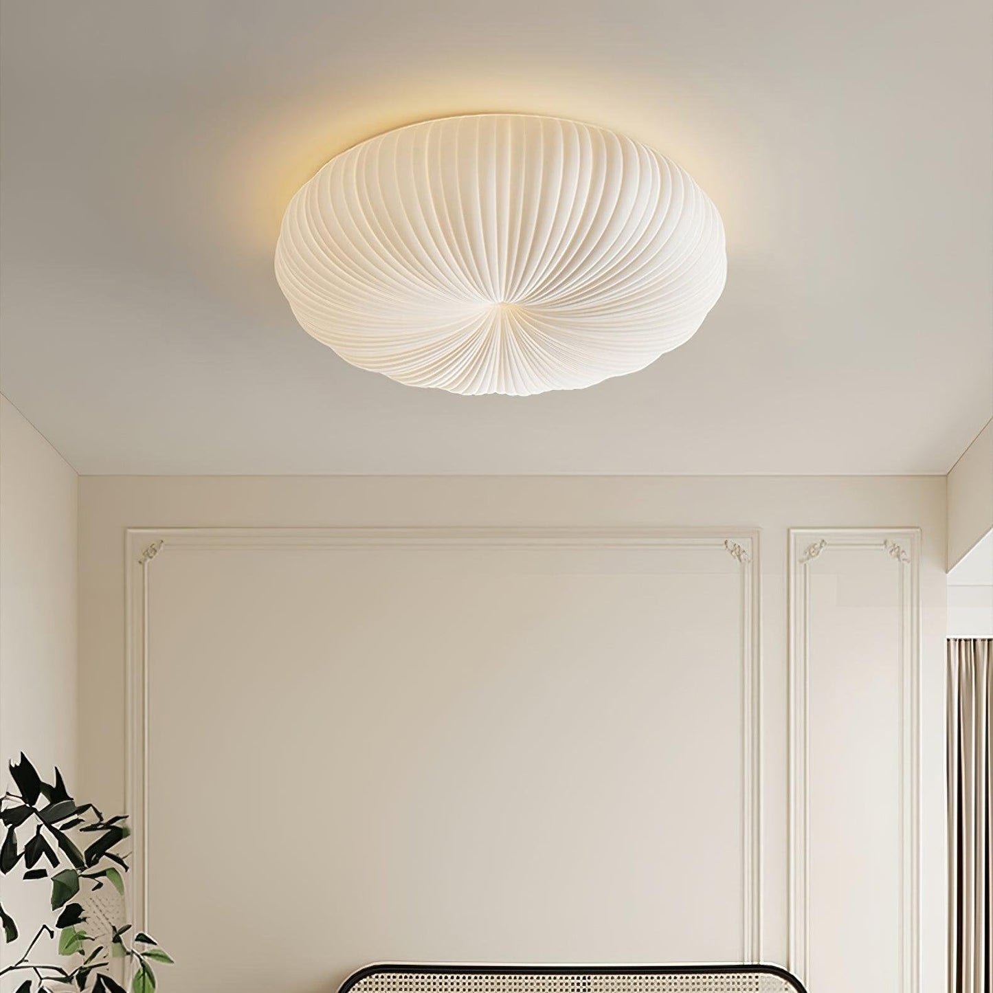 Plafonier Elegant Modern – Lumină Reglabilă și Ambianță Personalizată