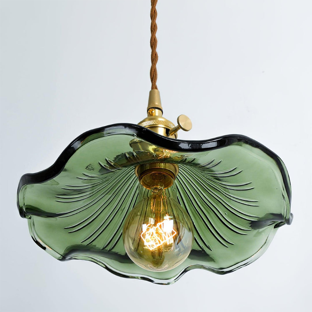 Lámpara Flor Suspendida – Encanto Natural y Espíritu Tierno