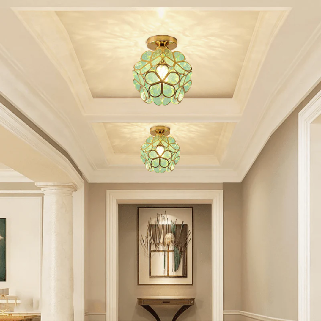 Luminária de Teto em Forma de Flor – Design Delicado e Moderno 