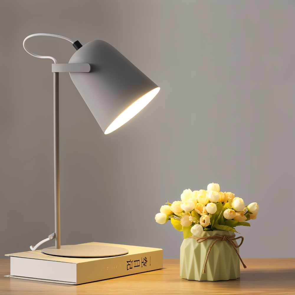 Lampă de birou rotativă modernă – eleganță și funcționalitate 