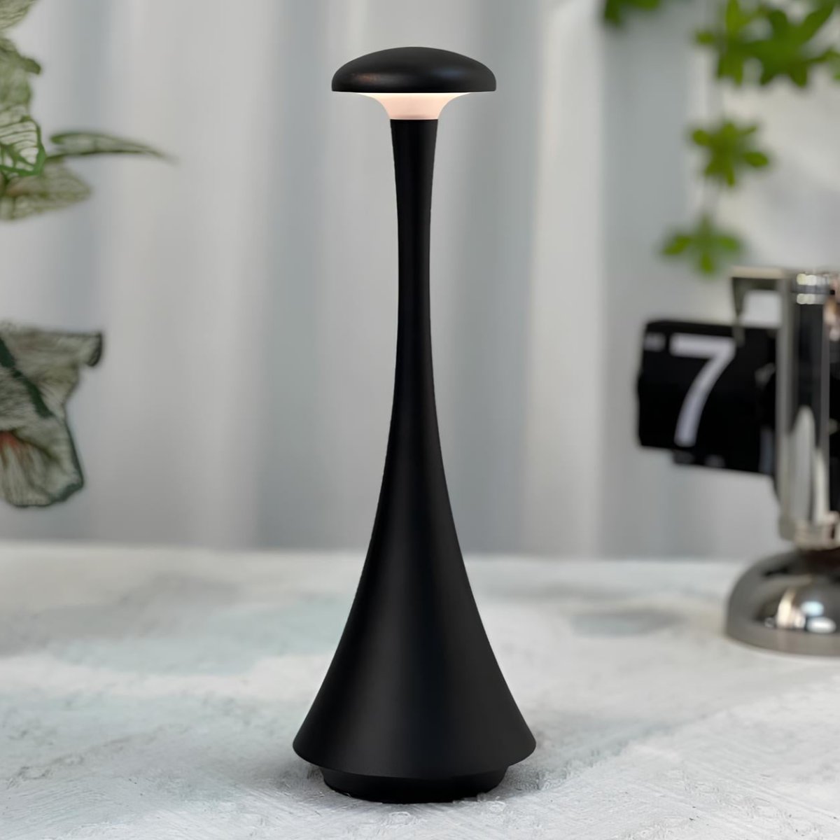 Bordslampa Elegant – Elegans Och Modernitet 