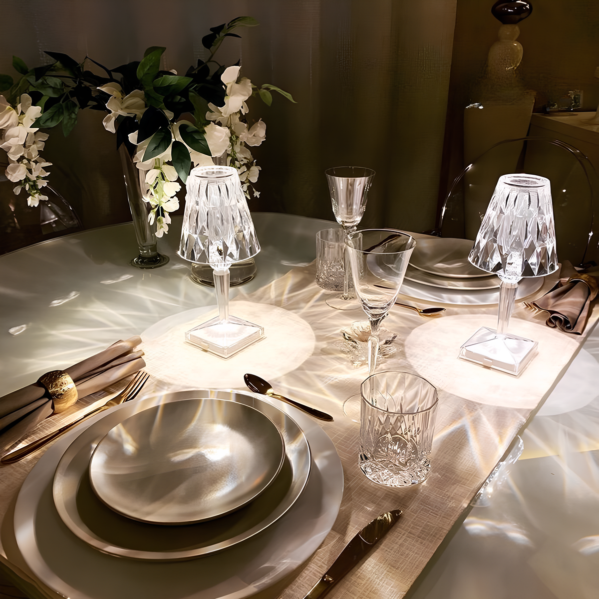 Krystal Bordlampe – Moderne Elegance Og En Varm Atmosfære 