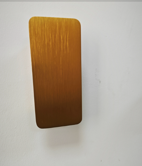 Minimalista LED Fali Lámpa – Finom Fény és Kortárs Vonal 