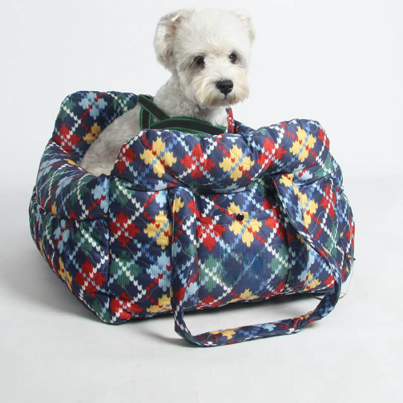 Dog Car Seat – Comfort and Safety While Traveling 