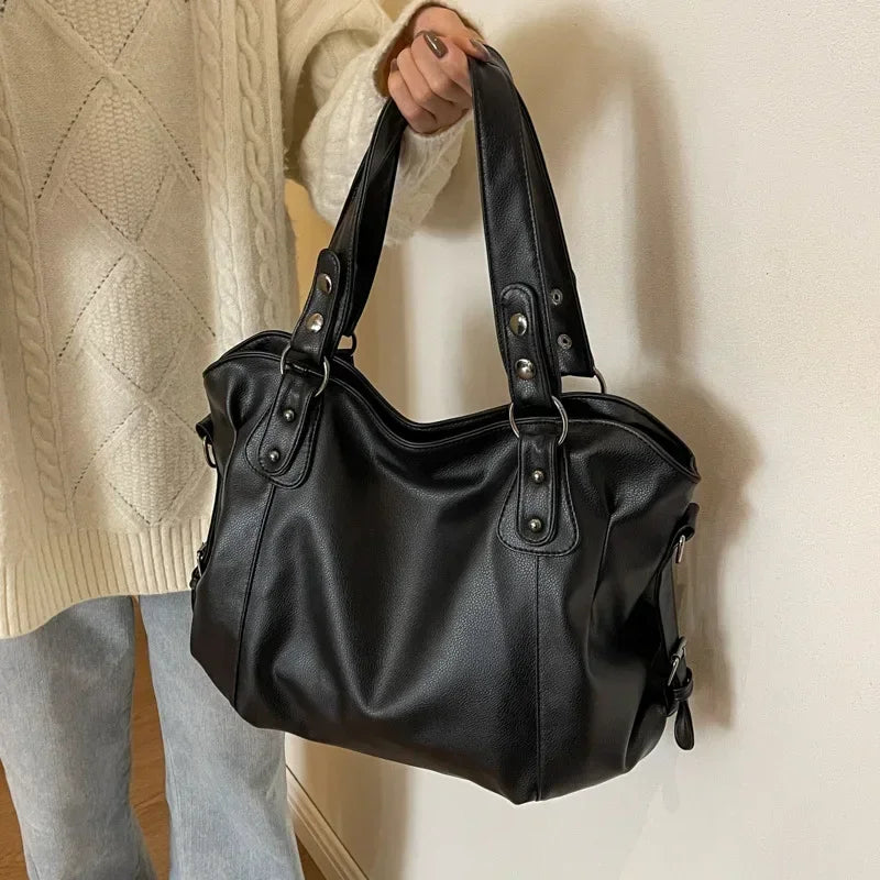 Zita | Große Handtasche aus weichem Material mit abnehmbarem Schultergurt – Eleganz und Praktikabilität 