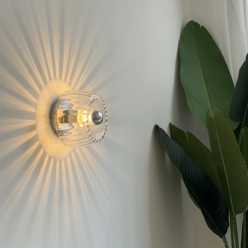 Verfijnde Wandverlichting – Spel Van Transparantie En Licht 