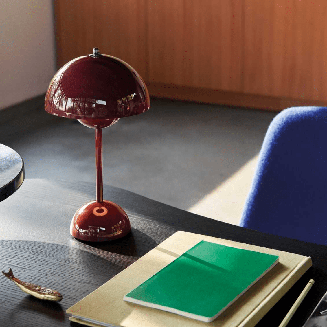 Lâmpada LED de Secretária – Simplicidade Moderna e Funcionalidade 