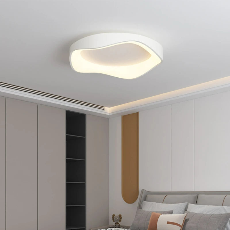 Aszimmetrikus LED mennyezeti lámpa – Divat és Elegancia 