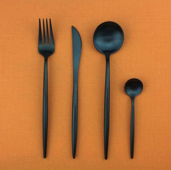 Conjunto de Cubiertos de Lujo – Para una Mesa Elegante y Distinguida 