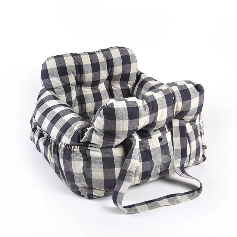 Dog Car Seat – Comfort and Safety While Traveling 