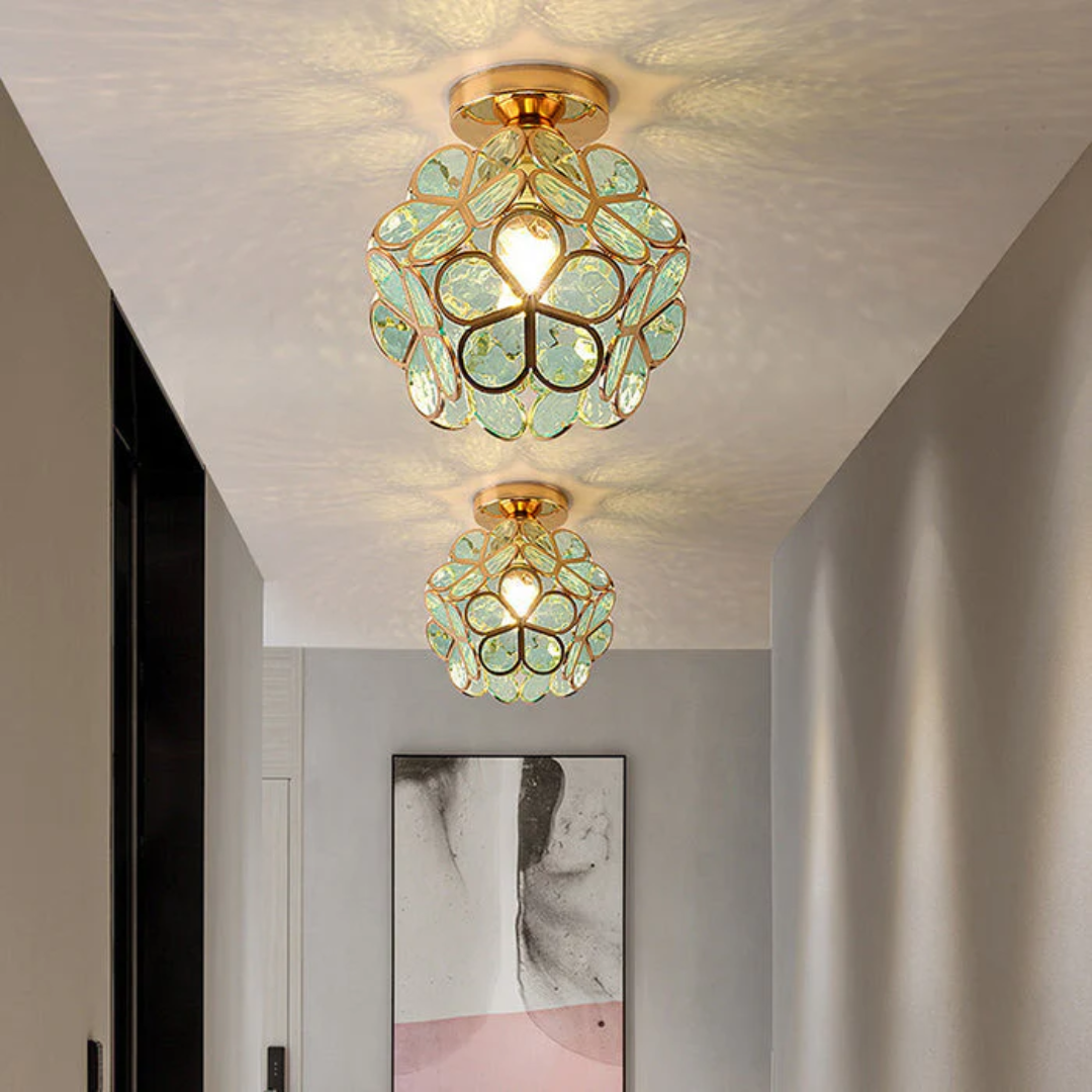 Luminária de Teto em Forma de Flor – Design Delicado e Moderno 