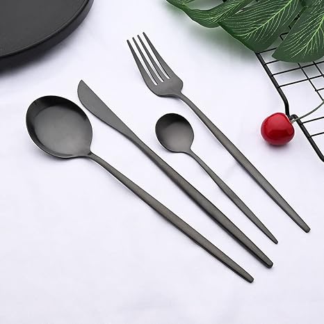 مجموعة أدوات تناول الطعام الفاخرة – لطاولة أنيقة ومميزة 