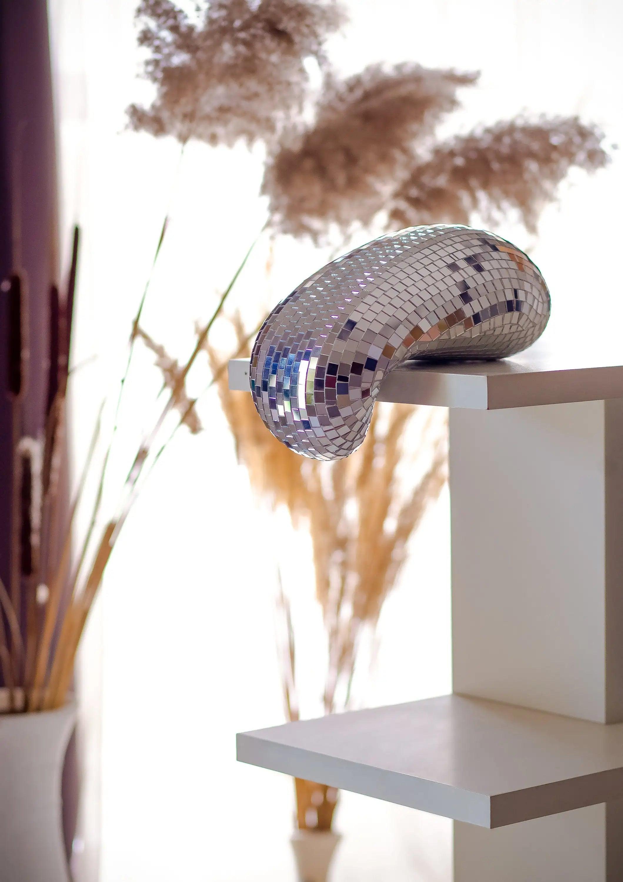 Decoração Bola Disco Derretida 