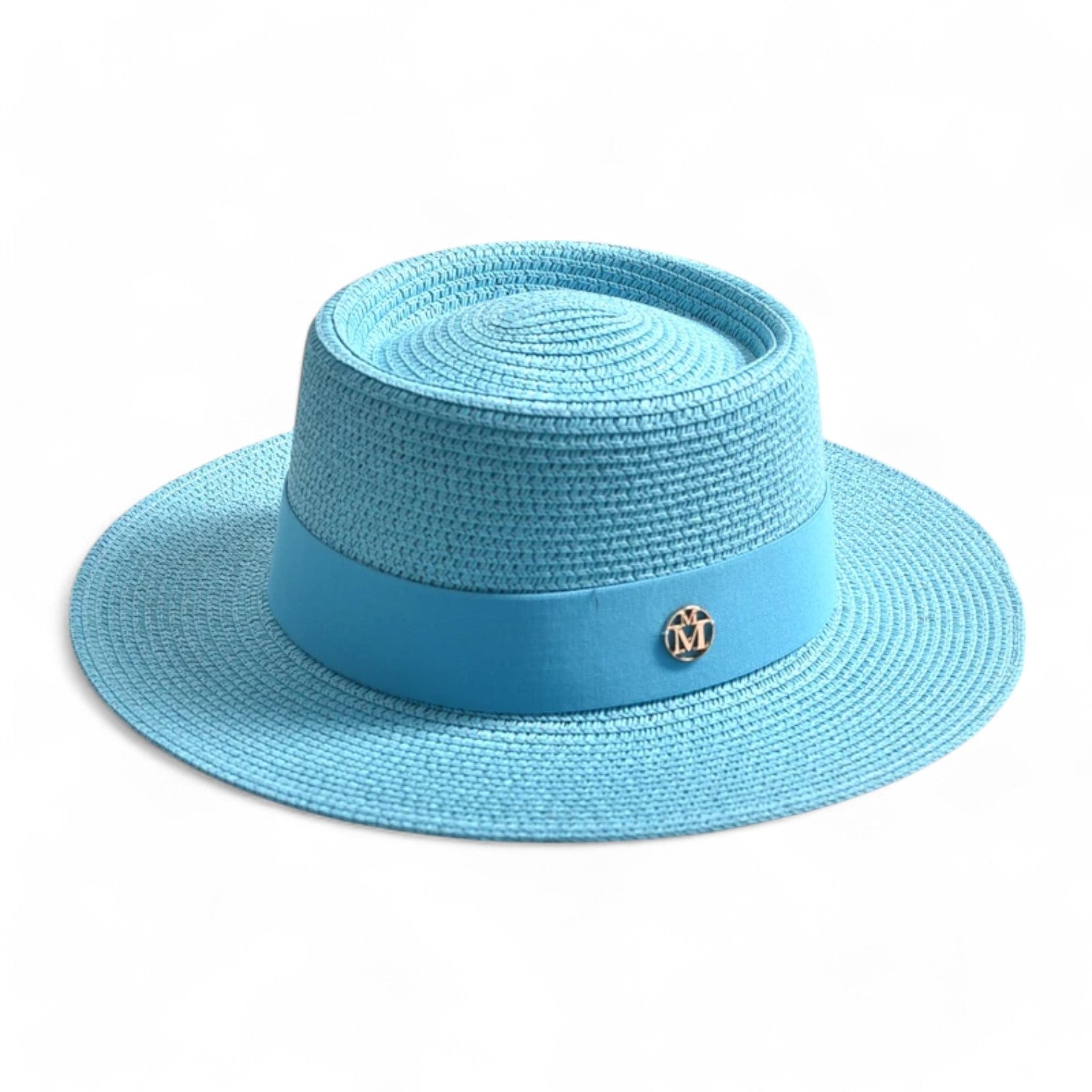 Kalap Klócsban – Retro Elegancia és Napvédelem 