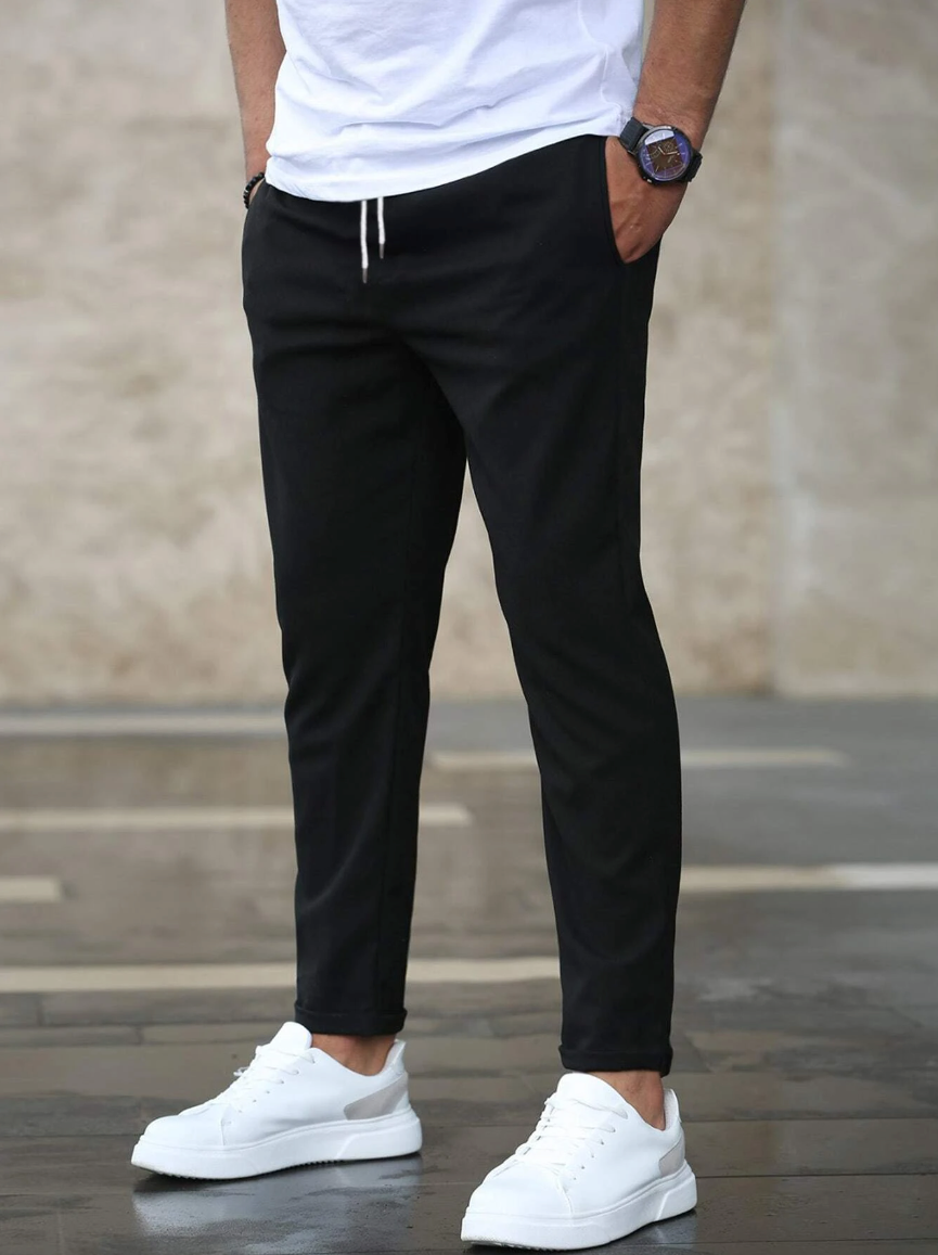 Gyan | Pantalón Casual Hombre – Sencillez y Versatilidad 
