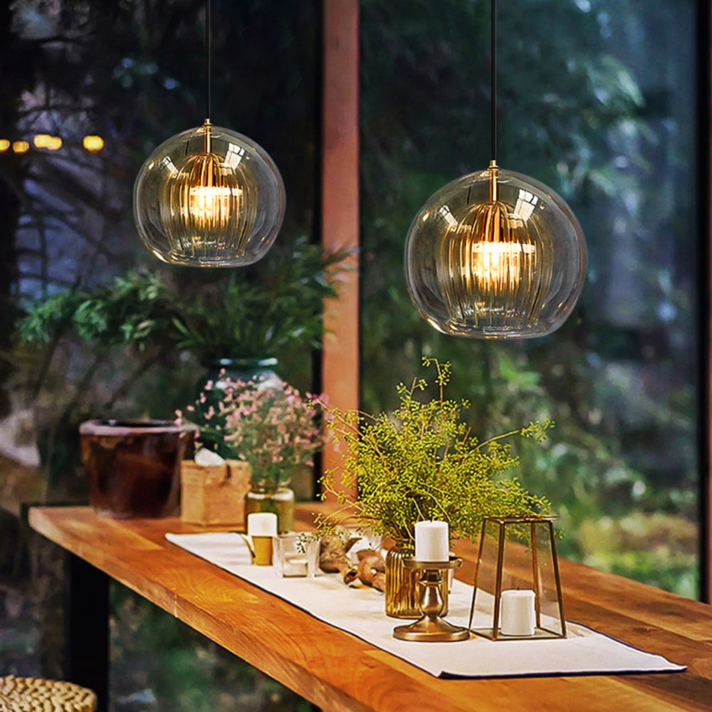 Elegant och Varm Glas Hänglampa – Stil och Finess 