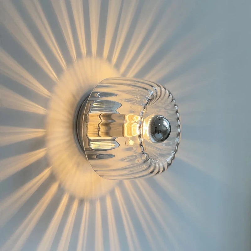 Verfijnde Wandverlichting – Spel Van Transparantie En Licht 