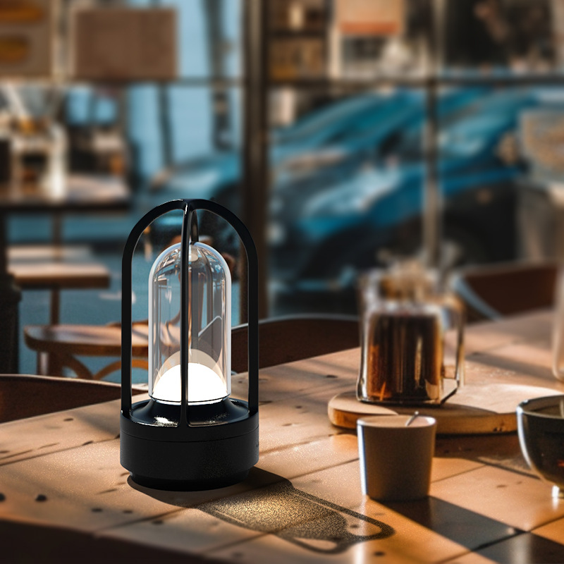 Lampa stołowa bezprzewodowa — oświetlenie nowoczesne 