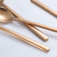 Conjunto de Talheres Completo – Peças Elegantes para uma Mesa Refinada 