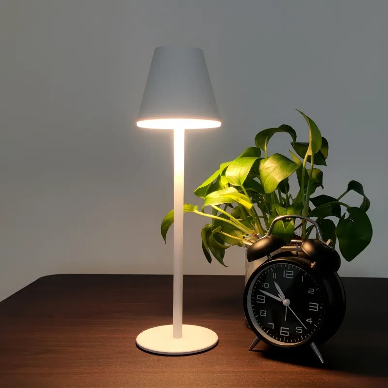 Draadloze Tafellamp – Modern Design En Mobiele Verlichting 